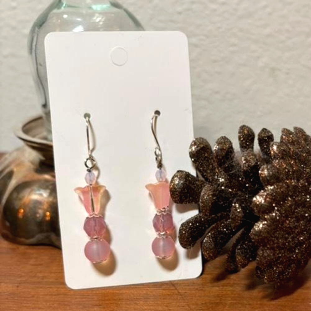 Handmade Pink Tulip Beaded Earrings